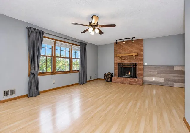 Photo 3 of Single family home for sale at 11712 E 62nd Terrace, Kansas City, MO 64133 | MLS# 2647777 | Listing updated on 2026-10-22