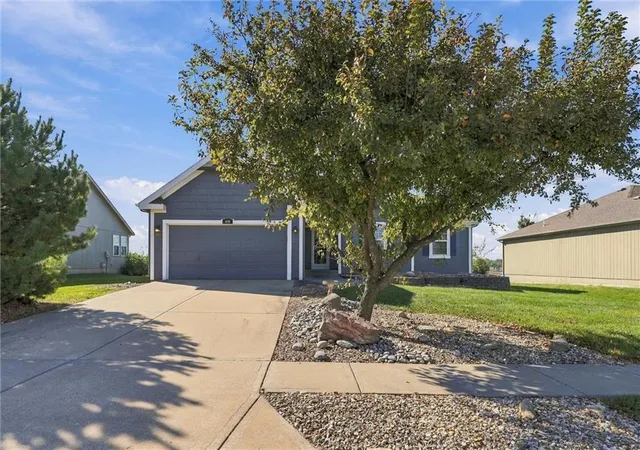 Photo 1 of Single family home for sale at 600 S Maple St, Gardner, KS 66030 | MLS# 2647785 | Listing updated on 2026-10-19