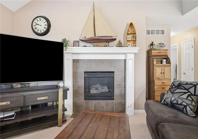 Photo 3 of Single family home for sale at 600 S Maple St, Gardner, KS 66030 | MLS# 2647785 | Listing updated on 2026-10-19