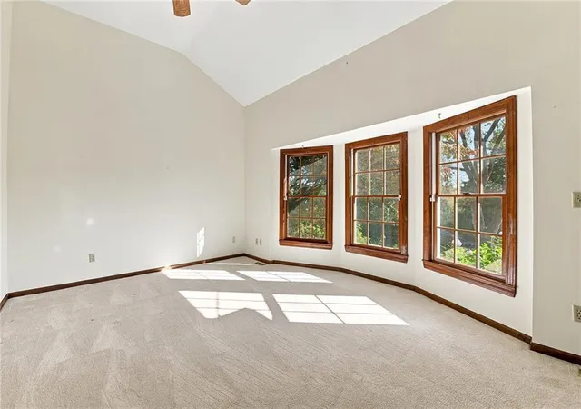 Photo 3 of Single family home for sale at 3050 Tonganoxie Rd, Leavenworth, KS 66048 | MLS# 2647792 | Listing updated on 2026-10-25