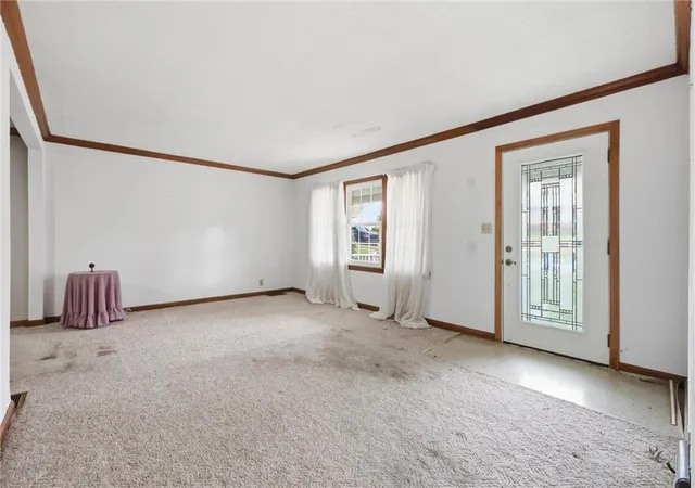 Photo 4 of Single family home for sale at 24 Fairview Ave, Liberty, MO 64068 | MLS# 2647796 | Listing updated on 2026-10-29