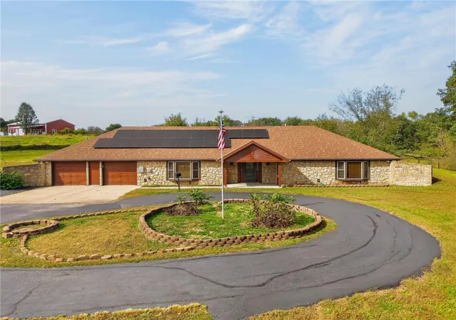 Single family home for sale at 32064 160th Street, Lawson, MO 64062 | MLS# 2647800