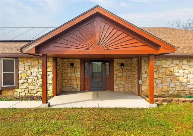 Photo 1 of Single family home for sale at 32064 160th Street, Lawson, MO 64062 | MLS# 2647800 | Listing updated on 2026-10-23