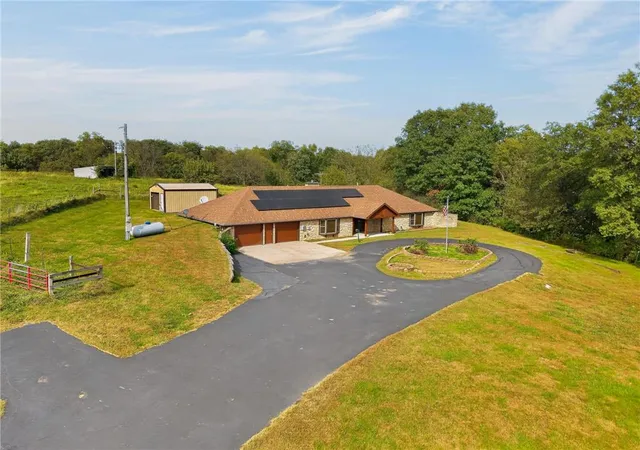 Photo 2 of Single family home for sale at 32064 160th Street, Lawson, MO 64062 | MLS# 2647800 | Listing updated on 2026-10-23