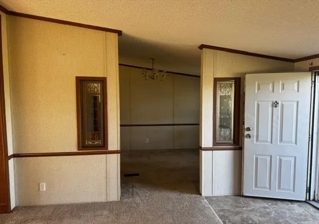 Photo 4 of Sale Pending at 23067 Kiowa Rd, Parsons, KS 67342 | MLS# 2647809 | Listing updated on 2026-10-20