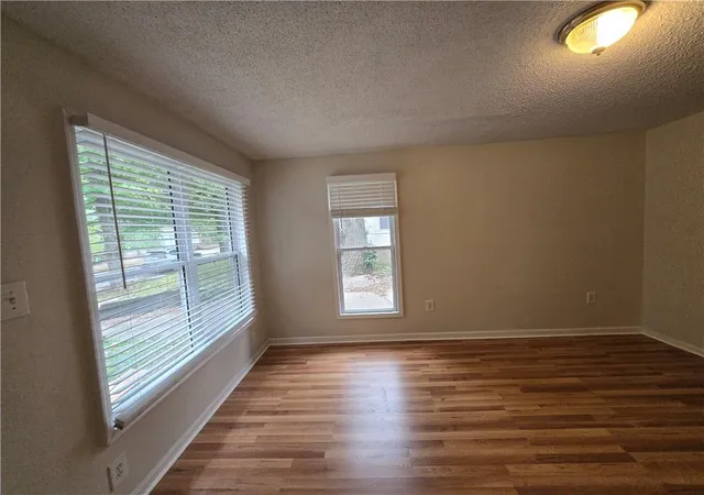 Photo 4 of Single family home for sale at 100 S Willis Ave, Independence, MO 64050 | MLS# 2647810 | Listing updated on 2026-10-22