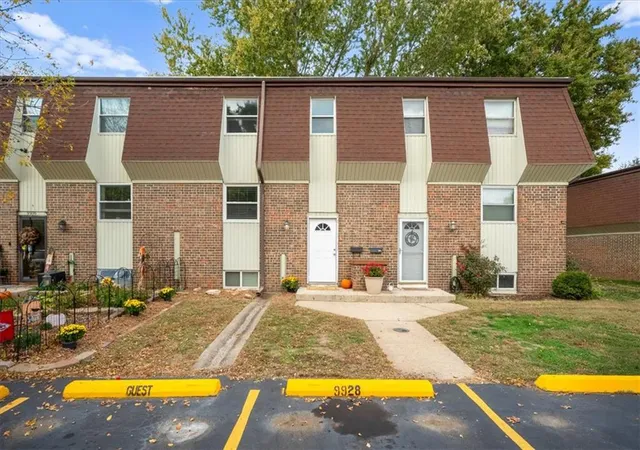 Photo 1 of Townhouse for sale at 9928 52nd Street, Merriam, KS 66203 | MLS# 2647813 | Listing updated on 2026-10-30