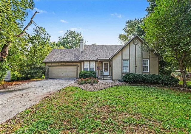 Photo 2 of Single family home for sale at 17405 Montgall Dr, Belton, MO 64012 | MLS# 2647818 | Listing updated on 2026-10-22
