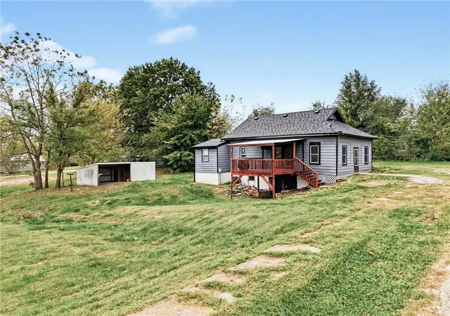 Photo 1 of Sale Pending at 1010 West 14th St, Trenton, MO 64683 | MLS# 2647830 | Listing updated on 2026-10-28