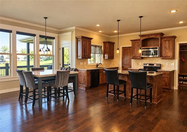 Photo 4 of Single family home for sale at 1212 High Ridge Ct, Raymore, MO 64083 | MLS# 2647841 | Listing updated on 2026-10-20