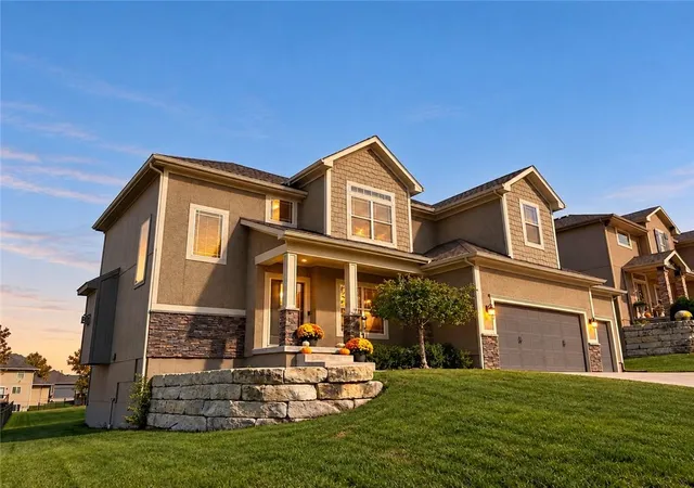 Photo 3 of Single family home for sale at 1212 High Ridge Ct, Raymore, MO 64083 | MLS# 2647841 | Listing updated on 2026-10-20