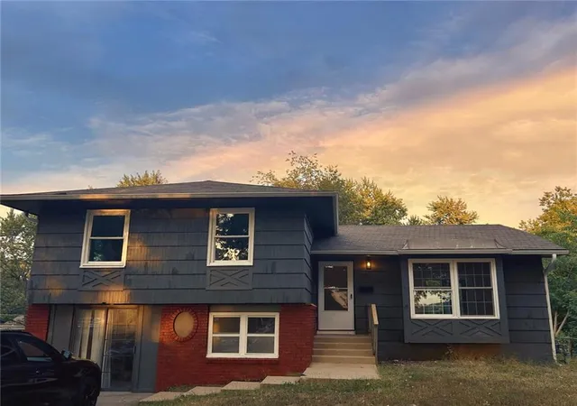 Photo 1 of Single family home for sale at 8901 Blue Ridge Blvd, Kansas City, MO 64138 | MLS# 2647850 | Listing updated on 2026-10-20