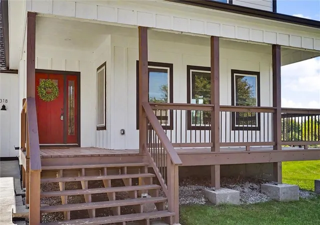 Photo 4 of Single family home for sale at 318 E 8th Street, Wellsville, KS 66092 | MLS# 2647852 | Listing updated on 2026-10-23