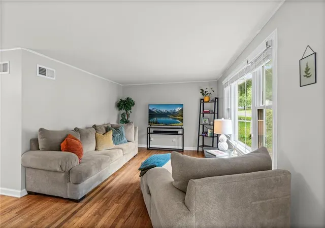 Photo 3 of Single family home for sale at 7022 Beverly St, Overland Park, KS 66204 | MLS# 2647868 | Listing updated on 2026-10-23