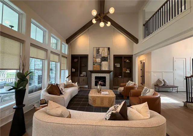 Photo 2 of Single family home for sale at 2914 W 94th Terrace, Leawood, KS 66206 | MLS# 2647887 | Listing updated on 2026-10-20