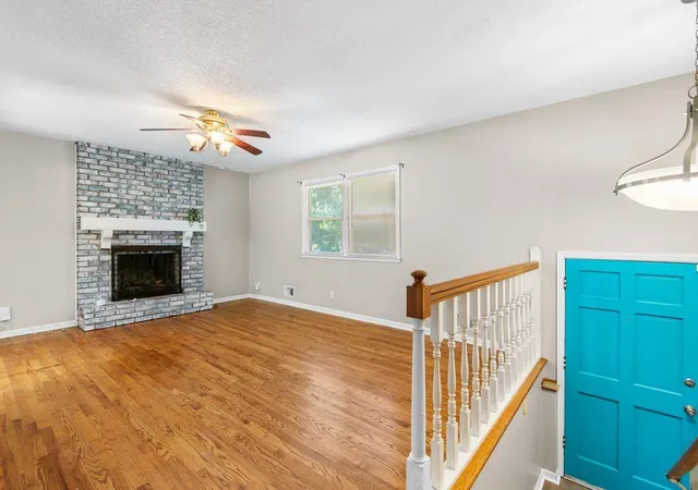 Photo 4 of Single family home for sale at 8401 Arlington Ave, Raytown, MO 64138 | MLS# 2647889 | Listing updated on 2026-10-22