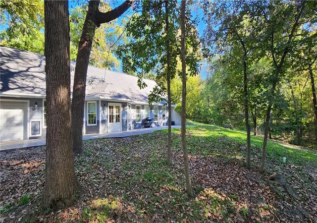 Photo 2 of Single family home for sale at 7273 SE Snow Dr, Holt, MO 64048 | MLS# 2647892 | Listing updated on 2026-10-21
