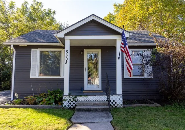 Photo 1 of Sale Pending at 5305 NE 45th Terrace, Kansas City, MO 64117 | MLS# 2647896 | Listing updated on 2026-10-24