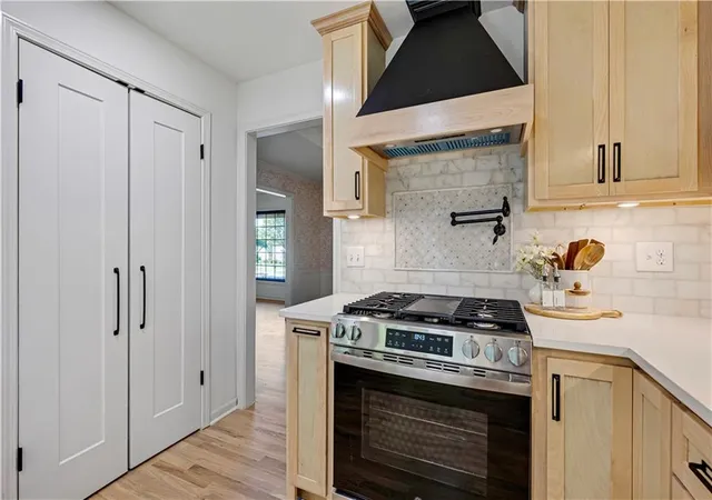 Photo 3 of Single family home for sale at 12001 Aberdeen St, Leawood, KS 66209 | MLS# 2647897 | Listing updated on 2026-10-29