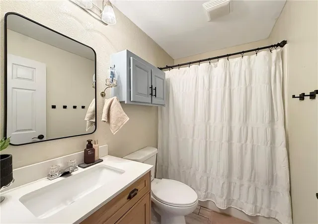 Photo 13 of Single family home for sale at 2001 N Lipper St, Higginsville, MO 64037 | MLS# 2647904 | Listing updated on 2026-10-20