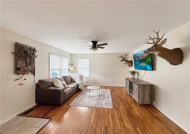 Photo 3 of Single family home for sale at 2001 N Lipper St, Higginsville, MO 64037 | MLS# 2647904 | Listing updated on 2026-10-20