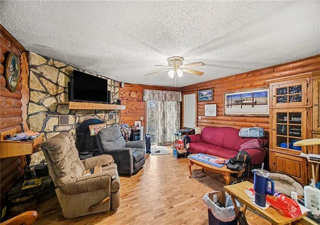 Photo 3 of Single family home for sale at 6810 NW Martin Rd, Kansas City, MO 64163 | MLS# 2647910 | Listing updated on 2026-10-20