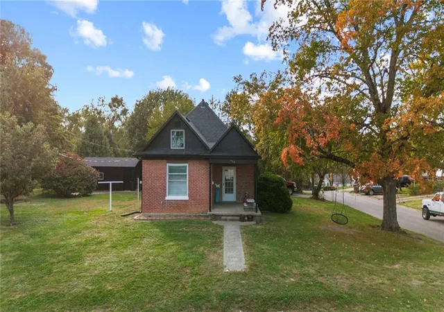 Photo 1 of Single family home for sale at 429 S 8th Street, Atchison, KS 66002 | MLS# 2647920 | Listing updated on 2026-10-27