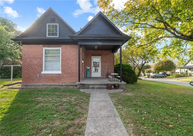 Photo 1 of Single family home for sale at 429 S 8th Street, Atchison, KS 66002 | MLS# 2647920 | Listing updated on 2026-10-27