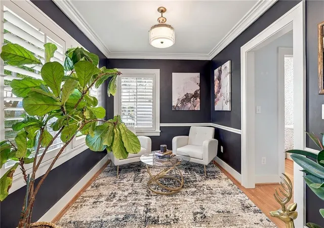 Photo 3 of Single family home for sale at 6421 Washington St, Kansas City, MO 64113 | MLS# 2647932 | Listing updated on 2026-10-22