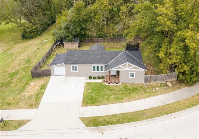 Photo 2 of Single family home for sale at 102 W Kansas Ave, Lansing, KS 66043 | MLS# 2647936 | Listing updated on 2026-10-23