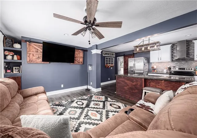 Photo 4 of Single family home for sale at 102 W Kansas Ave, Lansing, KS 66043 | MLS# 2647936 | Listing updated on 2026-10-23