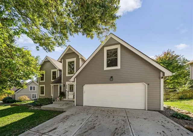 Photo 3 of Single family home for sale at 13415 W 105th Terrace, Lenexa, KS 66215 | MLS# 2647938 | Listing updated on 2026-10-23