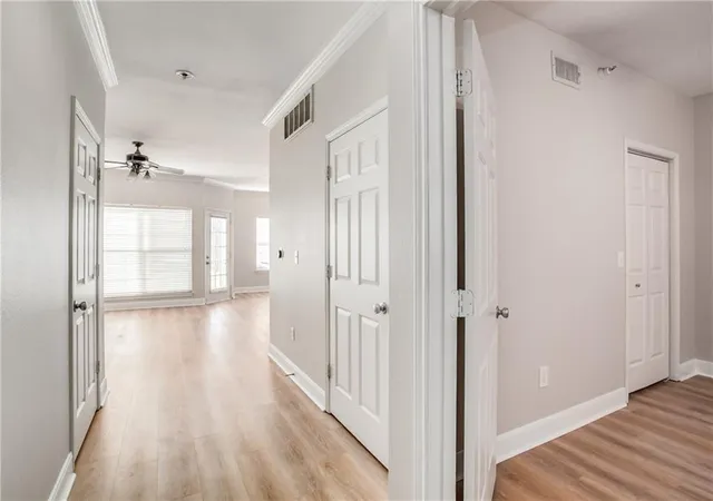 Photo 3 of Condo for sale at 11602 Tomahawk Crk Pkwy #D, Leawood, KS 66211 | MLS# 2647944 | Listing updated on 2026-10-23