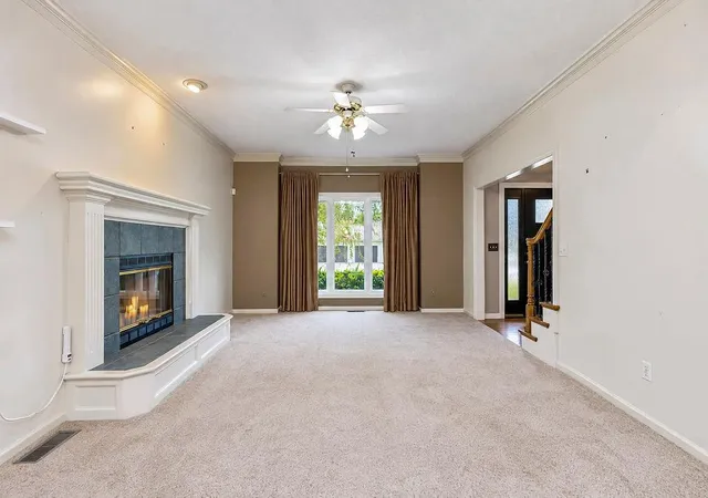 Photo 2 of Single family home for sale at 9921 N Highland Pl, Kansas City, MO 64155 | MLS# 2647948 | Listing updated on 2026-10-22