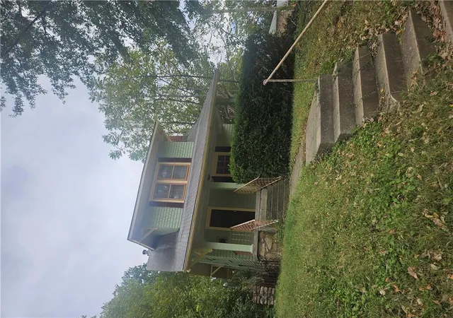Single family home for sale at 1733 S Crescent Ave, Independence, MO 64052 | MLS# 2647952