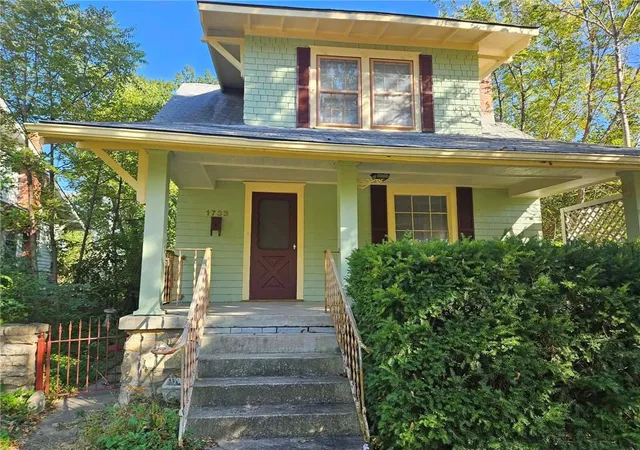 Single family home for sale at 1733 S Crescent Ave, Independence, MO 64052 | MLS# 2647952