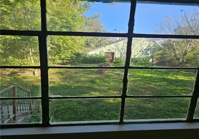 Photo 1 of Single family home for sale at 1733 S Crescent Ave, Independence, MO 64052 | MLS# 2647952 | Listing updated on 2026-10-28