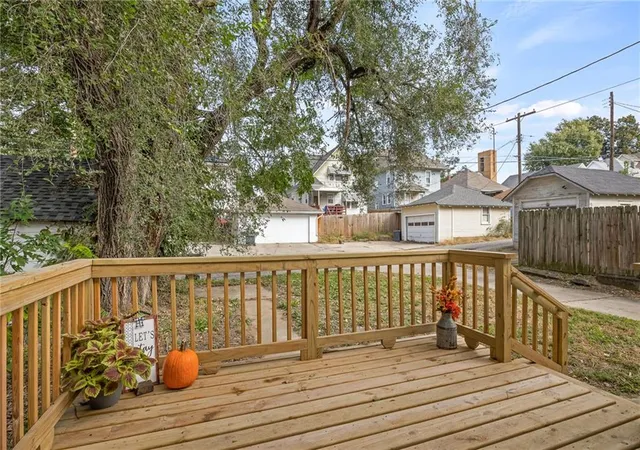 Photo 3 of Single family home for sale at 2611 Renick St, Saint Joseph, MO 64507 | MLS# 2647979 | Listing updated on 2026-10-21