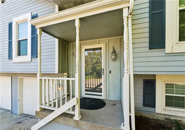 Photo 3 of Single family home for sale at 141 NW 101st Street, Kansas City, MO 64155 | MLS# 2647980 | Listing updated on 2026-10-29