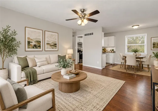 Photo 2 of Single family home for sale at 11134 E 9th Street S, Independence, MO 64054 | MLS# 2647983 | Listing updated on 2026-10-21