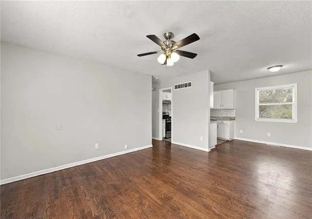 Photo 3 of Single family home for sale at 11134 E 9th Street S, Independence, MO 64054 | MLS# 2647983 | Listing updated on 2026-10-21