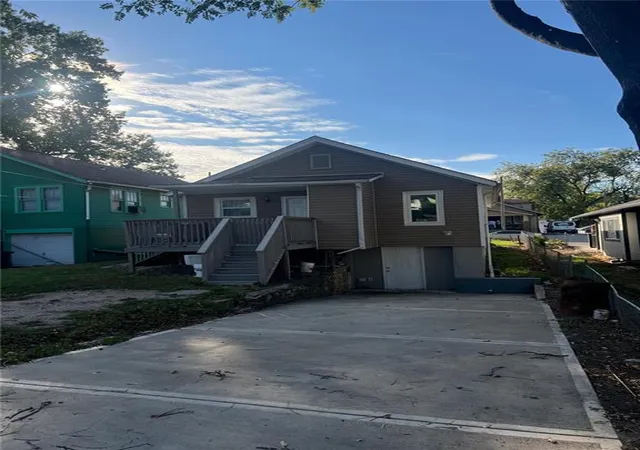 Photo 4 of Single family home for sale at 1967 N 30th Street, Kansas City, KS 66104 | MLS# 2647987 | Listing updated on 2026-10-22