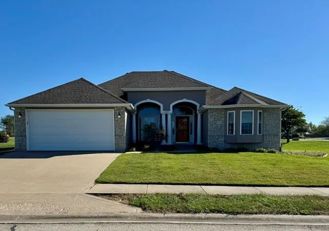 Single family home for sale at 1305 Talon Dr, Cameron, MO 64429 | MLS# 2647990