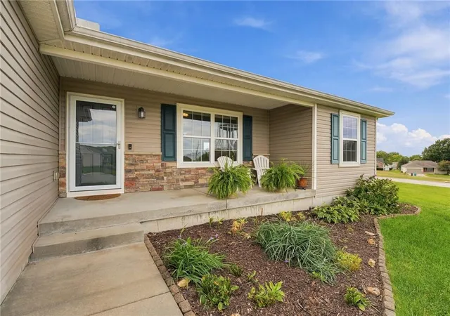Photo 3 of Single family home for sale at 7305 E 143rd Street, Grandview, MO 64030 | MLS# 2647991 | Listing updated on 2026-10-21