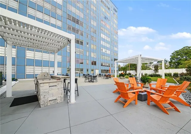 Photo 3 of Condo for sale at 333 W Meyer Blvd #310, Kansas City, MO 64113 | MLS# 2647992 | Listing updated on 2026-10-22