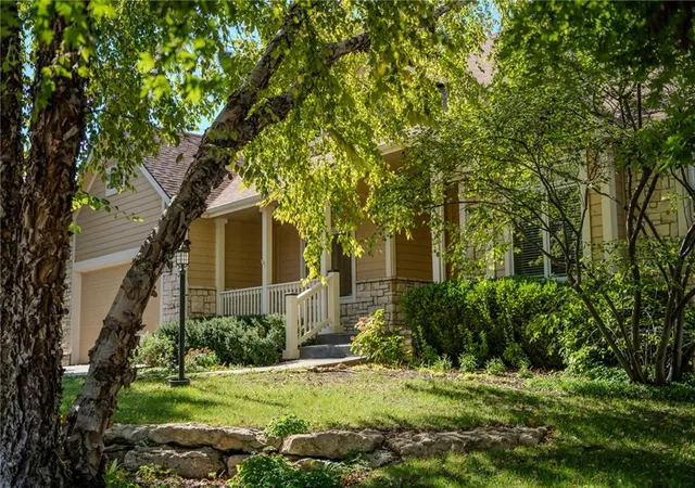 Photo 2 of Single family home for sale at 4113 Blackjack Oak Dr, Lawrence, KS 66047 | MLS# 2647993 | Listing updated on 2026-10-27