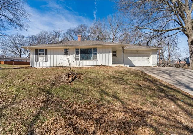 Single family home for sale at 8604 E 84th Terrace, Raytown, MO 64138 | MLS# 2648001