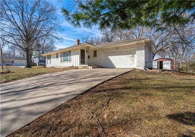 Photo 1 of Single family home for sale at 8604 E 84th Terrace, Raytown, MO 64138 | MLS# 2648001 | Listing updated on 2026-10-29