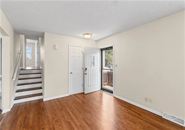 Photo 4 of Single family home for sale at 7512 N Baltimore Ave, Kansas City, MO 64118 | MLS# 2648006 | Listing updated on 2026-10-23