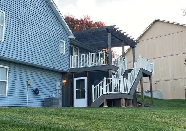 Photo 4 of Single family home for sale at 411 Hillcrest St, Lansing, KS 66043 | MLS# 2648011 | Listing updated on 2026-10-23